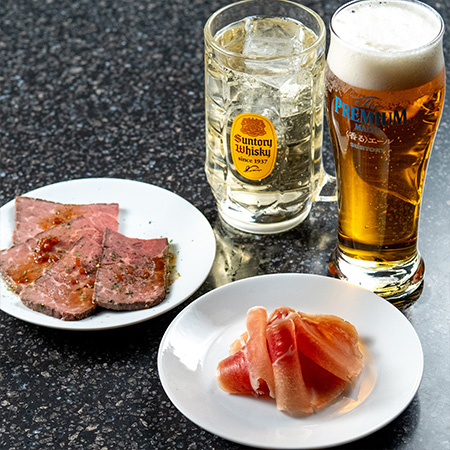 ＜お酒とお肉で始める2025＞生ビールやローストビー...